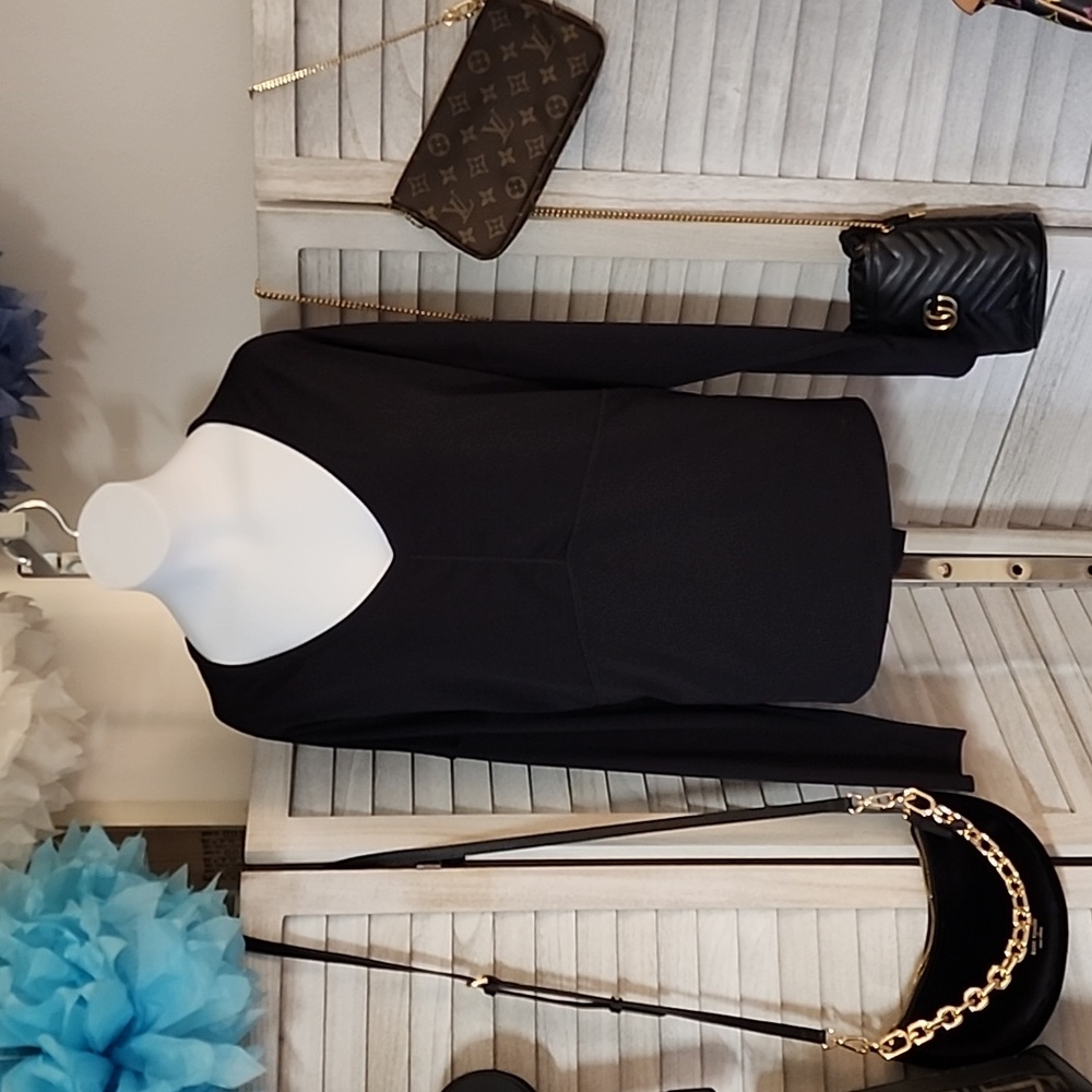 Fabletics brand tunic